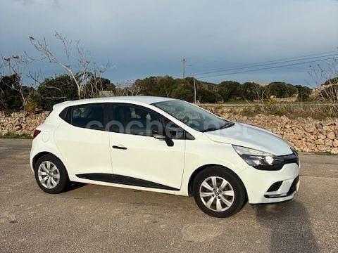 Usado Renault Clio IV Life 75 CV (55 kW) 2018 Blanco Berlina