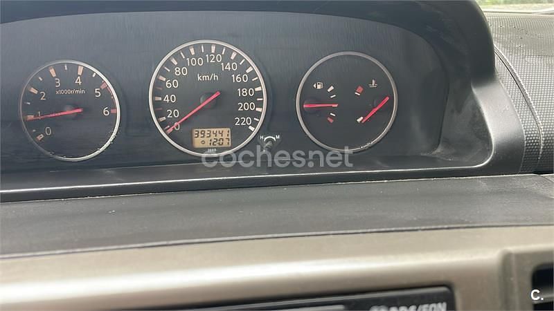 Usado Nissan X-Trail Comfort 136 CV (100 kW) 2004 Gris / plata SUV