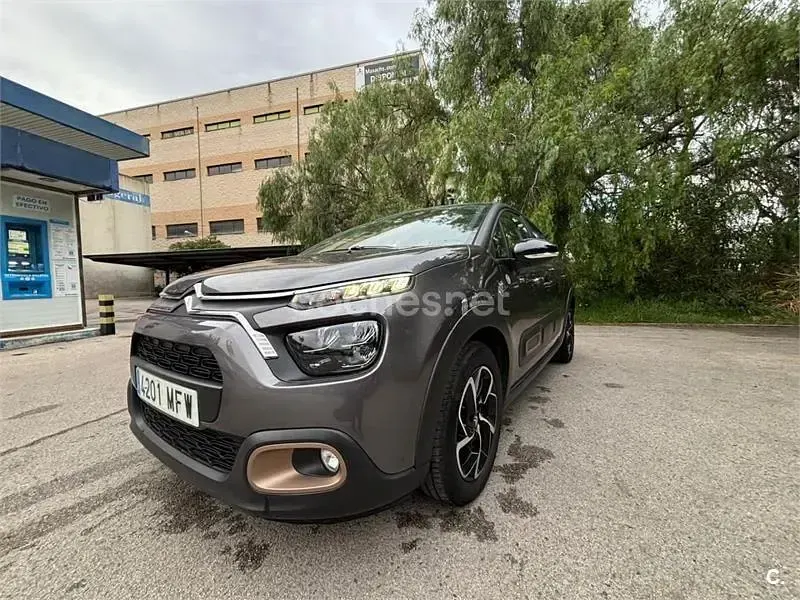 Usado Citroën C3 PureTech 83 CV (61 kW) 2023 Gris / plata Utilitario