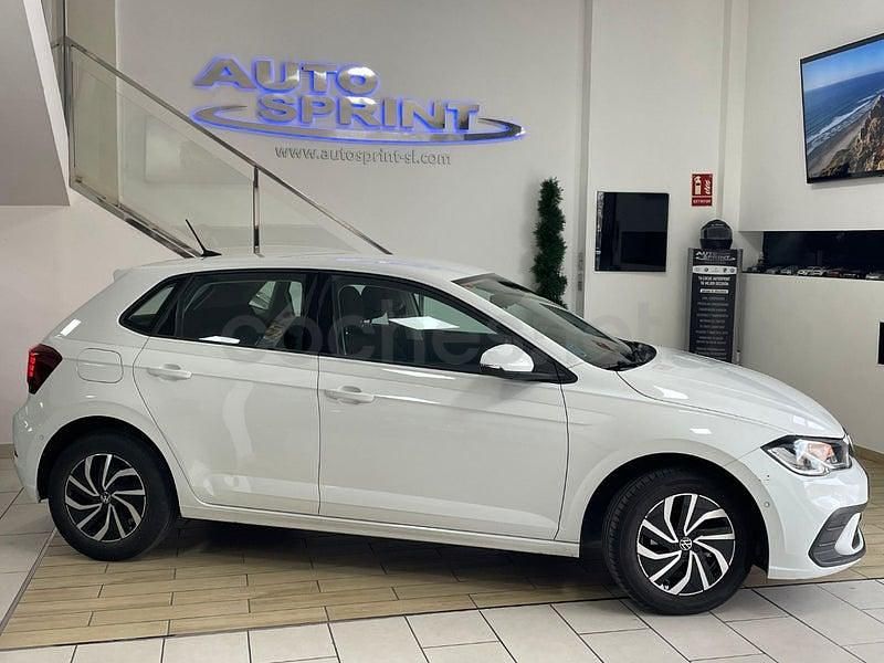 Usado VW Polo Life 95 CV (69 kW) 2021 Blanco Utilitario