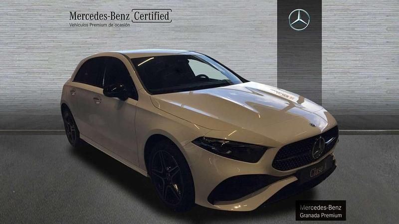 Usado Mercedes A250 163 CV (119 kW) 2024 Blanco Berlina