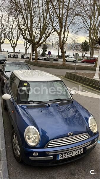 Usado Mini Cooper 115 CV (84 kW) 2004 Azul Utilitario