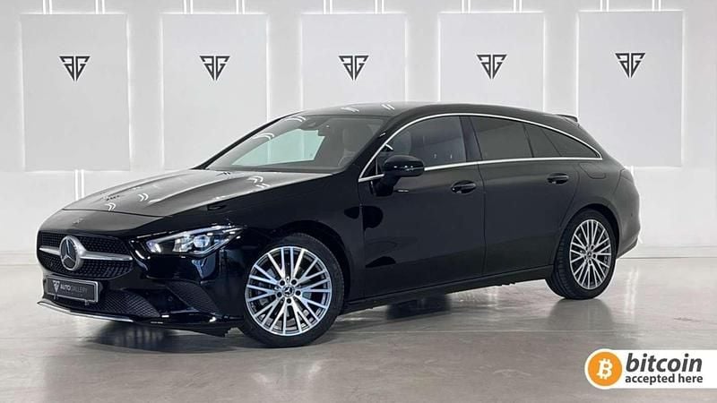 Negro Usado 2019 Mercedes CLA200 Shooting Brake Familiar | 25.500 € (Buen precio) - Imagen 1/4
