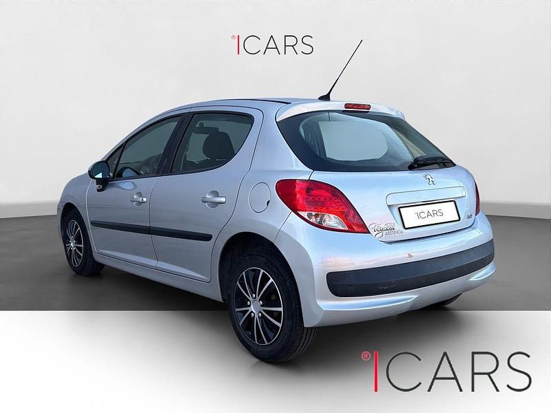 Usado Peugeot 207 75 CV (55 kW) 2009 Gris / plata Berlina