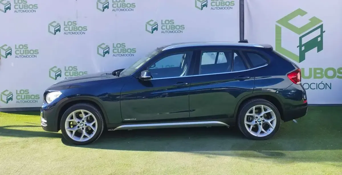 Usado BMW X1 Comfort Edition 143 CV (105 kW) 2014 Azul SUV