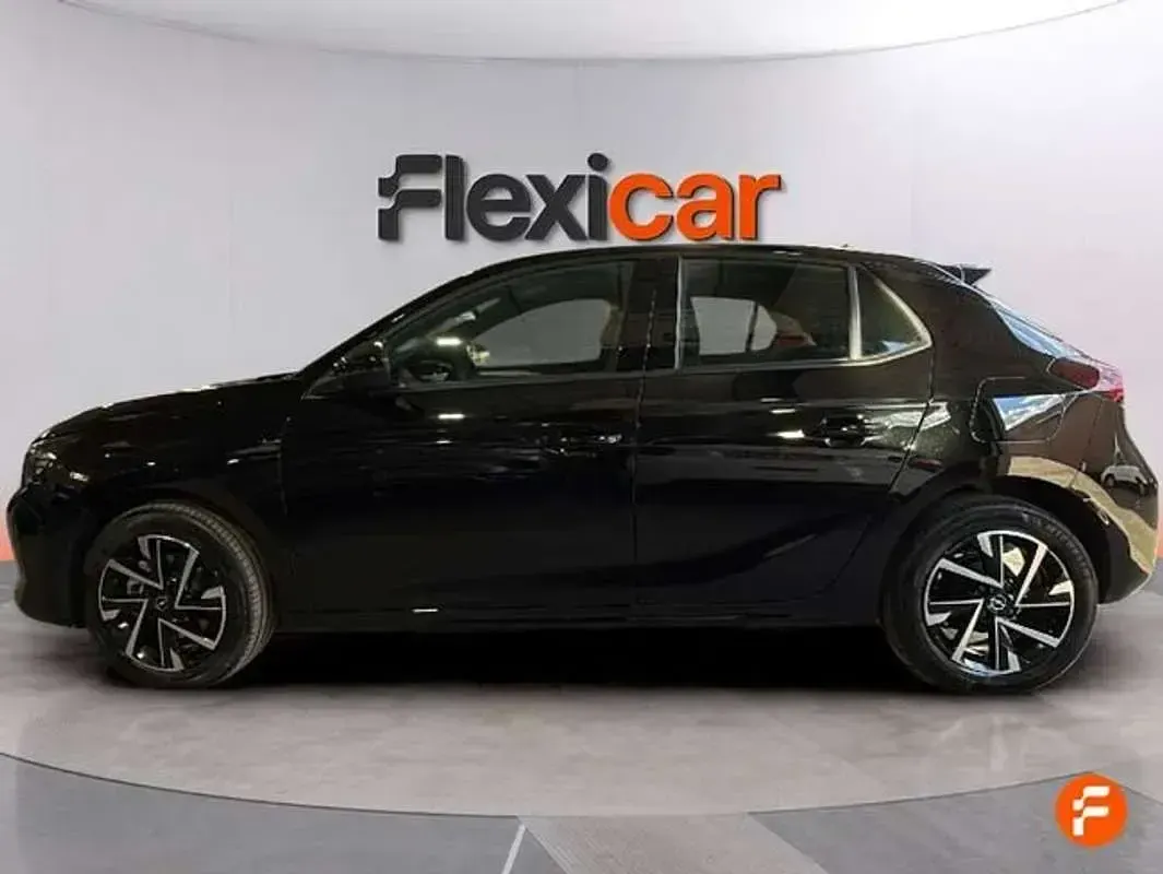 Usado Opel Corsa 101 CV (74 kW) 2025 Negro Utilitario