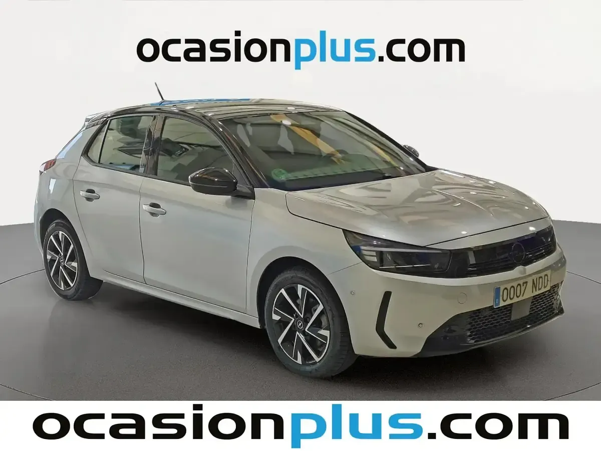 Usado Opel Corsa 100 CV (73 kW) 2025 Gris Utilitario