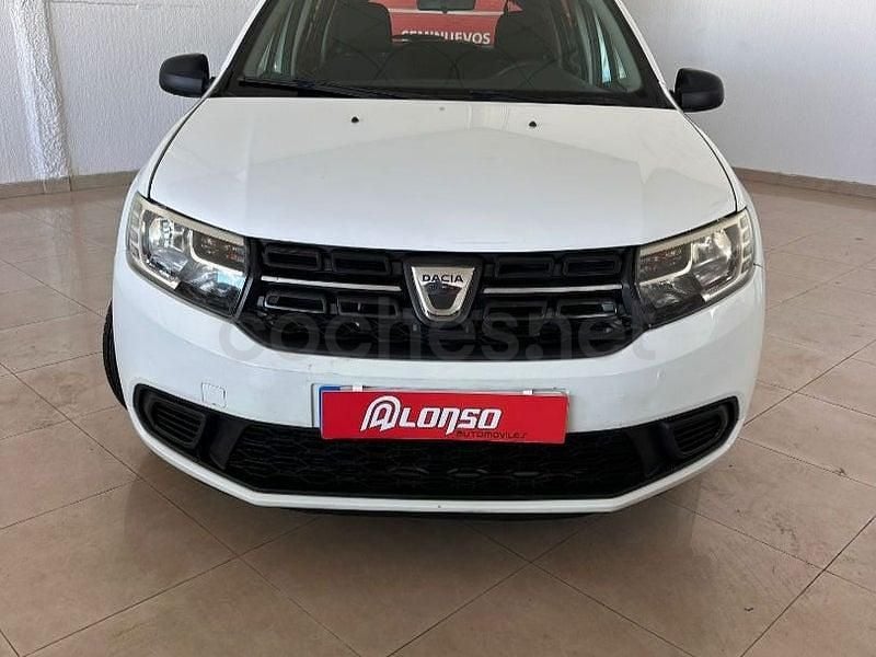 Usado Dacia Sandero Ambiance 73 CV (53 kW) 2017 Blanco Berlina
