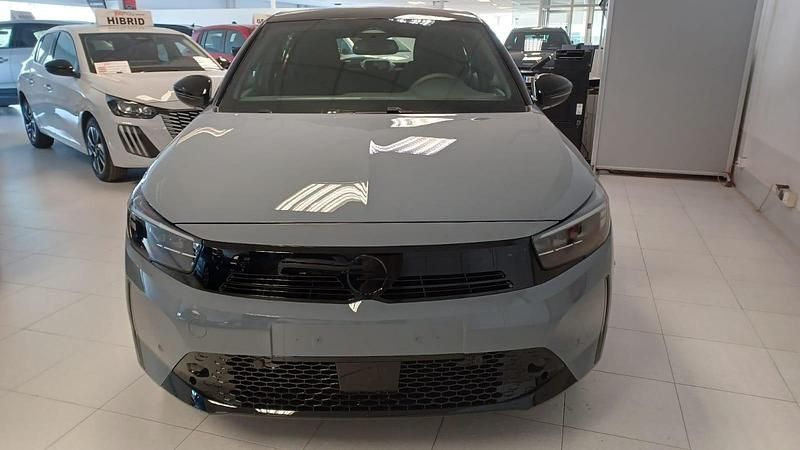 Nuevo Opel Corsa 100 CV (73 kW) 2025 Gris Berlina