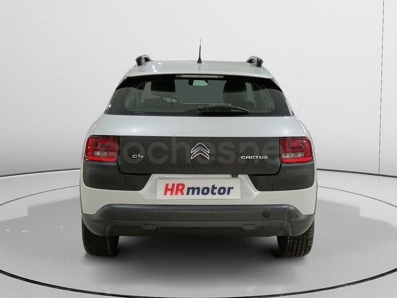 Usado Citroën C4 Feel 82 CV (60 kW) 2016 Blanco SUV