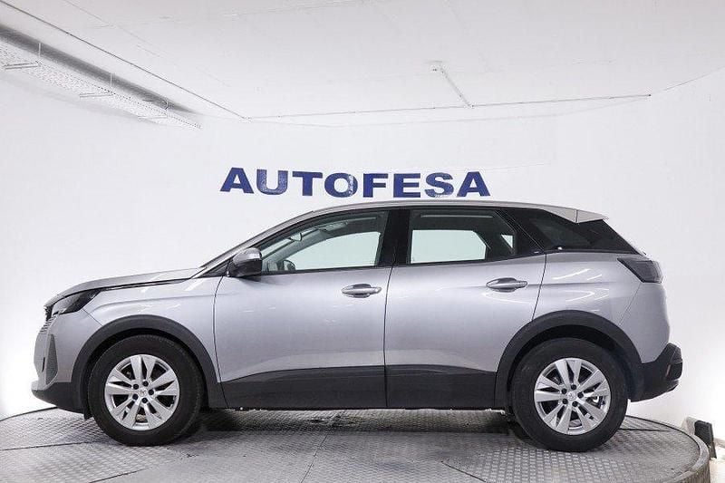 Usado Peugeot 3008 Active 130 CV (95 kW) 2021 Gris SUV