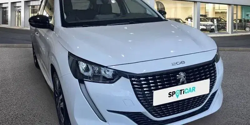 Usado Peugeot 208 Active 75 CV (55 kW) 2023 Blanco Utilitario