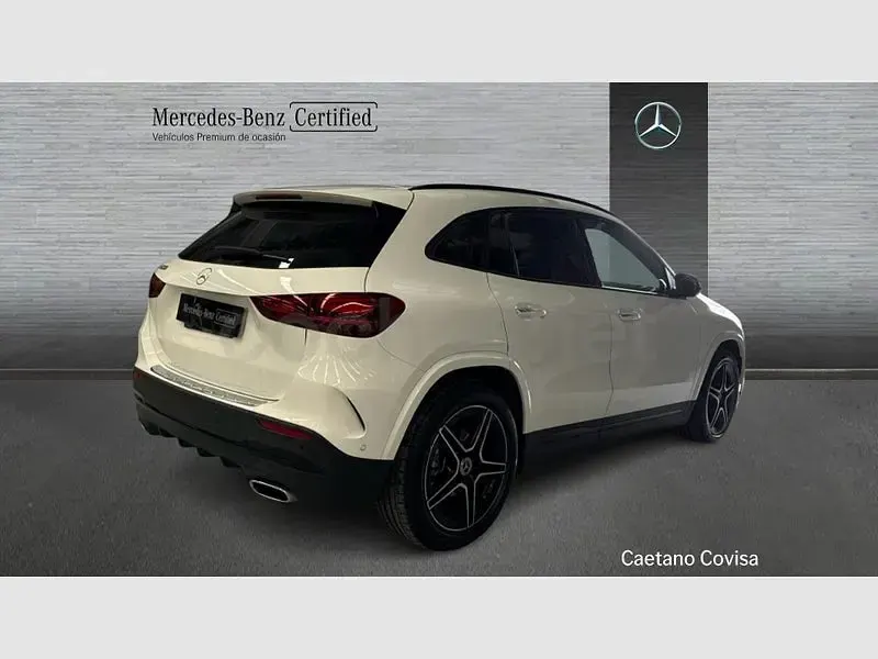 Usado Mercedes GLA200 163 CV (119 kW) 2025 Blanco SUV