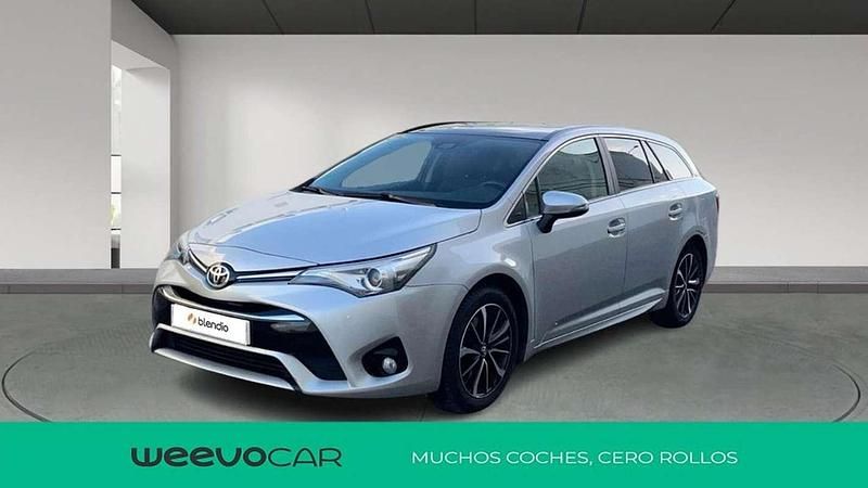 Gris Usado 2018 Toyota Avensis Business Edition Familiar | 15.640 € (Precio justo) - Imagen 1/4