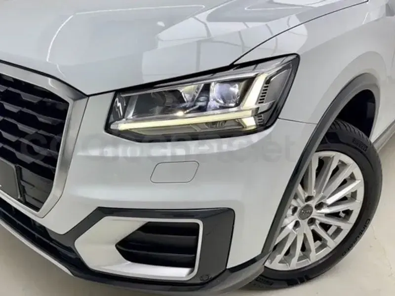 Usado Audi Q2 Design 116 CV (85 kW) 2020 Blanco SUV
