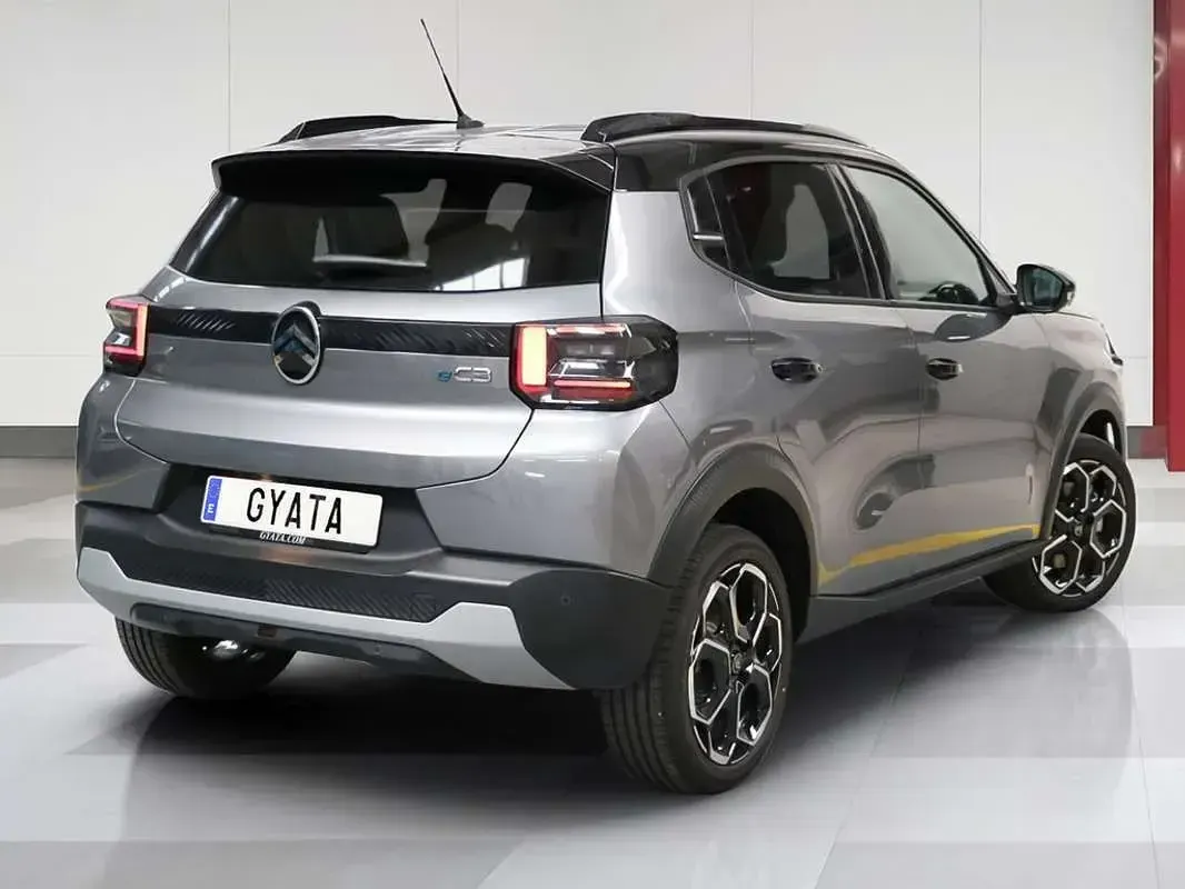 Usado Citroën e-C3 Aircross 83 kW (113 CV) 2025 Gris SUV