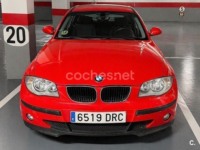 Usado BMW 118 122 CV (89 kW) 2005 Rojo Utilitario