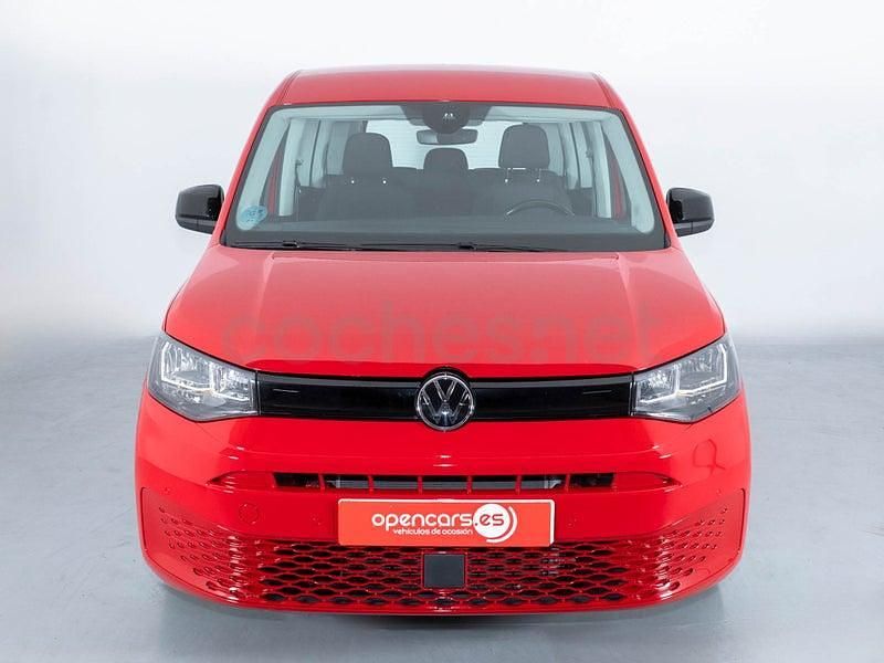 Usado VW Caddy Maxi 122 CV (89 kW) 2024 Rojo Monovolumen