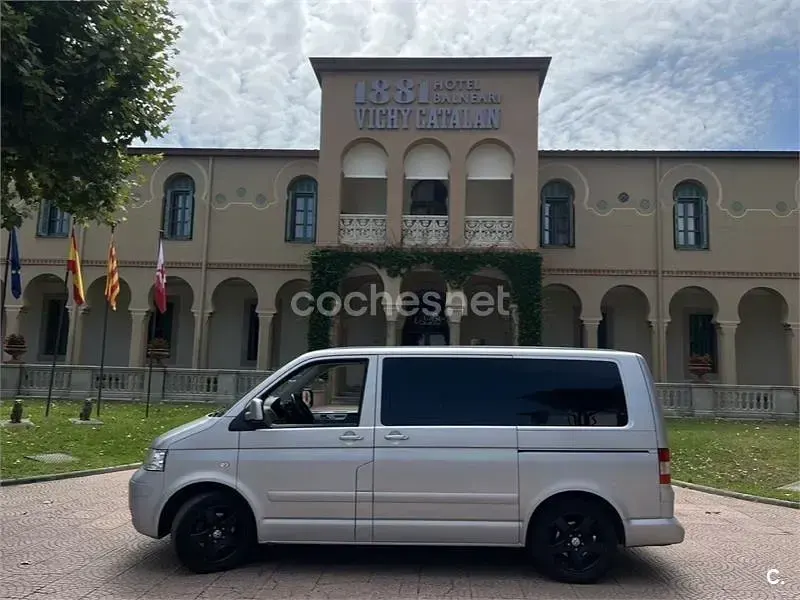 Usado VW Multivan 130 CV (95 kW) 2008 Blanco Monovolumen