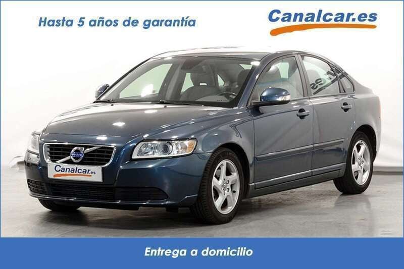 Azul Usado 2011 Volvo S40 Momentum Berlina | 7291 € (Precio justo) - Imagen 1/4