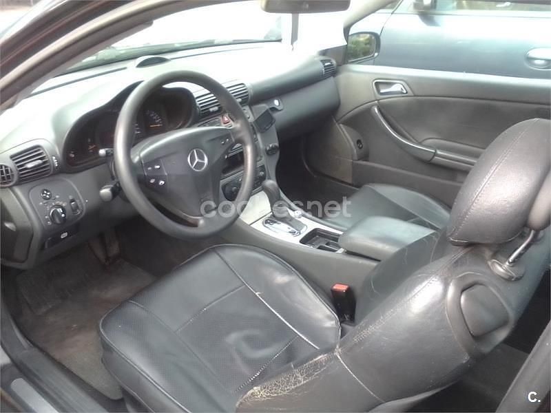 Usado Mercedes C220 150 CV (110 kW) 2006 Negro Berlina