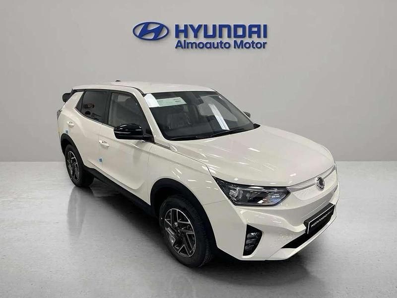 Nuevo Ssangyong (KGM) Korando 139 kW (190 CV) 2025 Blanco SUV