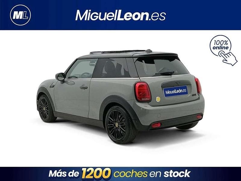 Usado Mini Cooper SE 136 kW (185 CV) 2022 Gris Utilitario
