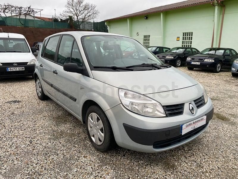 Usado Renault Scénic Dynamique 115 CV (84 kW) 2003 Gris / plata Monovolumen