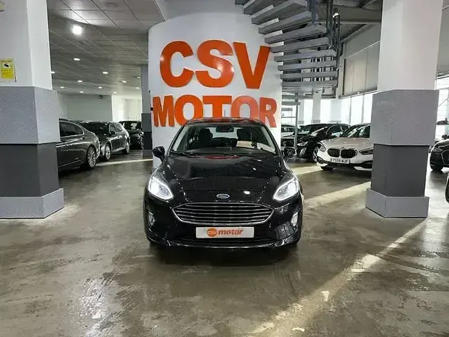Usado Ford Fiesta Trend 75 CV (55 kW) 2021 Negro Utilitario