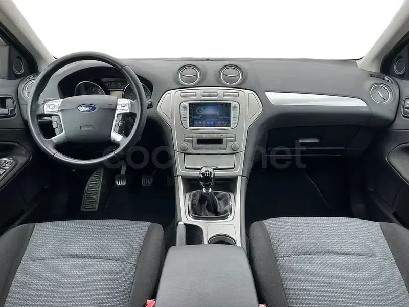 Usado Ford Mondeo 125 CV (91 kW) 2009 Gris / plata Berlina