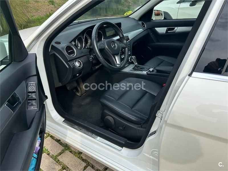 Usado Mercedes C200 Avantgarde 136 CV (100 kW) 2012 Blanco Berlina