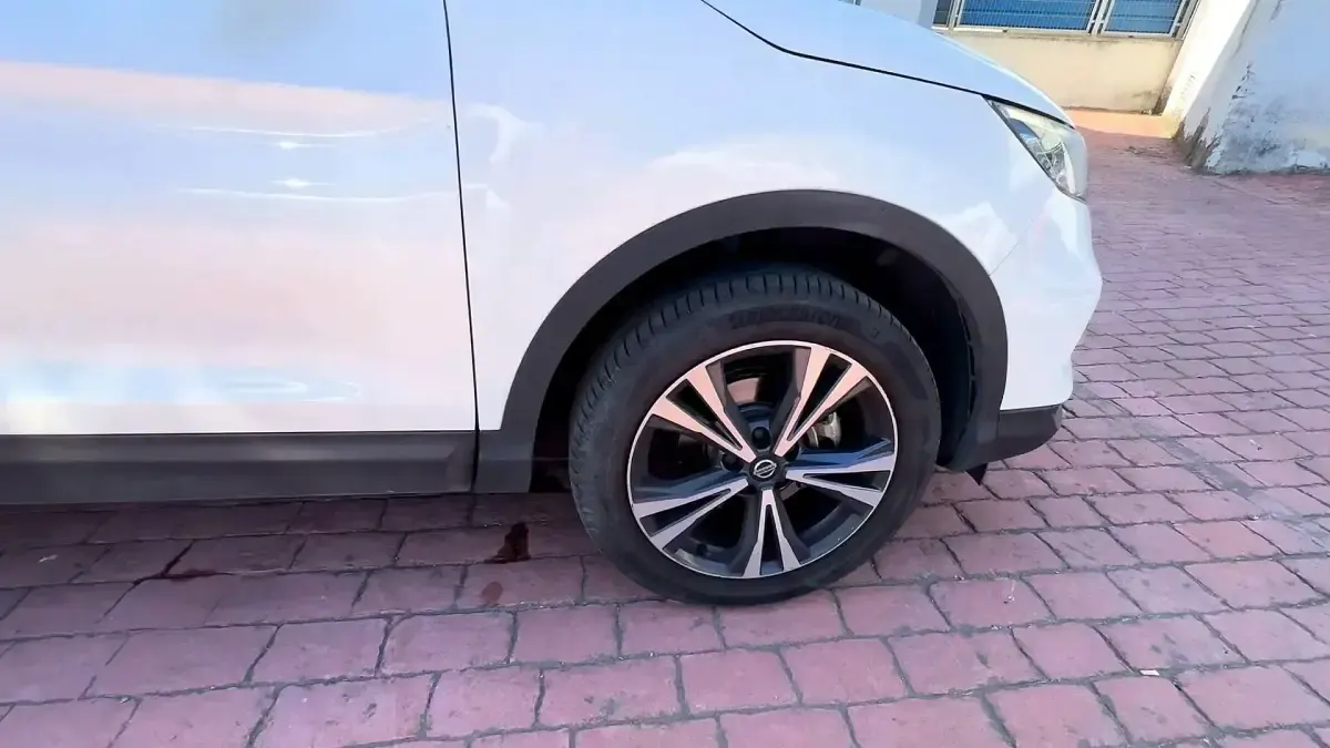 Usado Nissan Qashqai N-Connecta 115 CV (84 kW) 2020 Blanco SUV