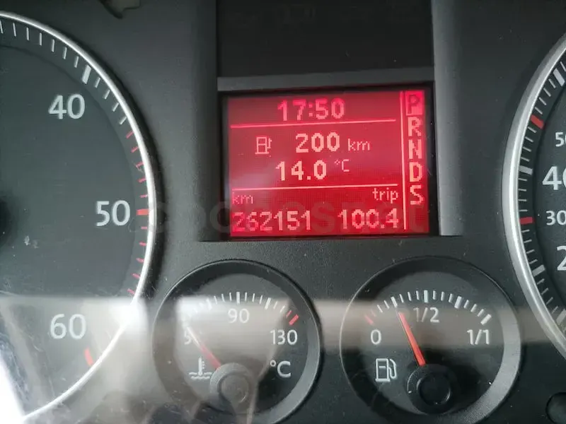 Usado VW Touran Advance 140 CV (102 kW) 2005 Negro Monovolumen