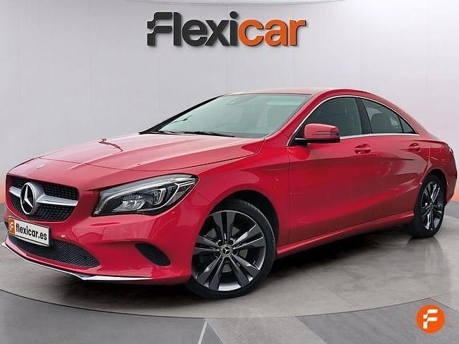 Usado Mercedes CLA200 136 CV (100 kW) 2018 Rojo Berlina