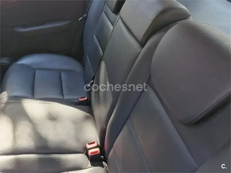 Usado Mercedes A200 Elegance 140 CV (102 kW) 2008 Azul Monovolumen