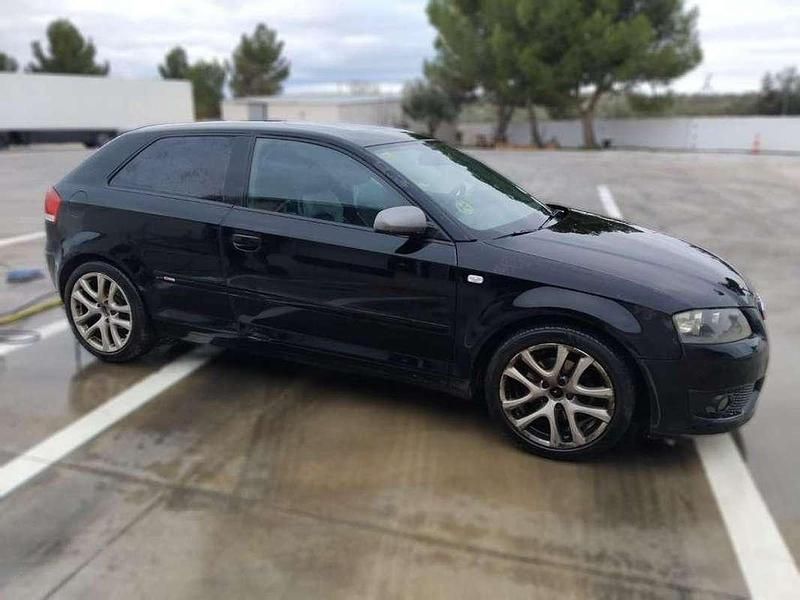 Usado Audi A3 Ambiente 140 HP (102 kW) 2007 Preto Citadino