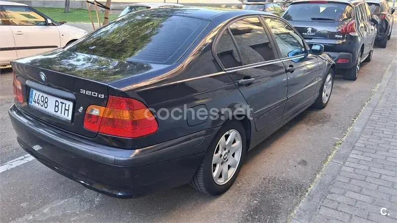 Usado BMW 320 136 CV (100 kW) 2002 Azul Berlina