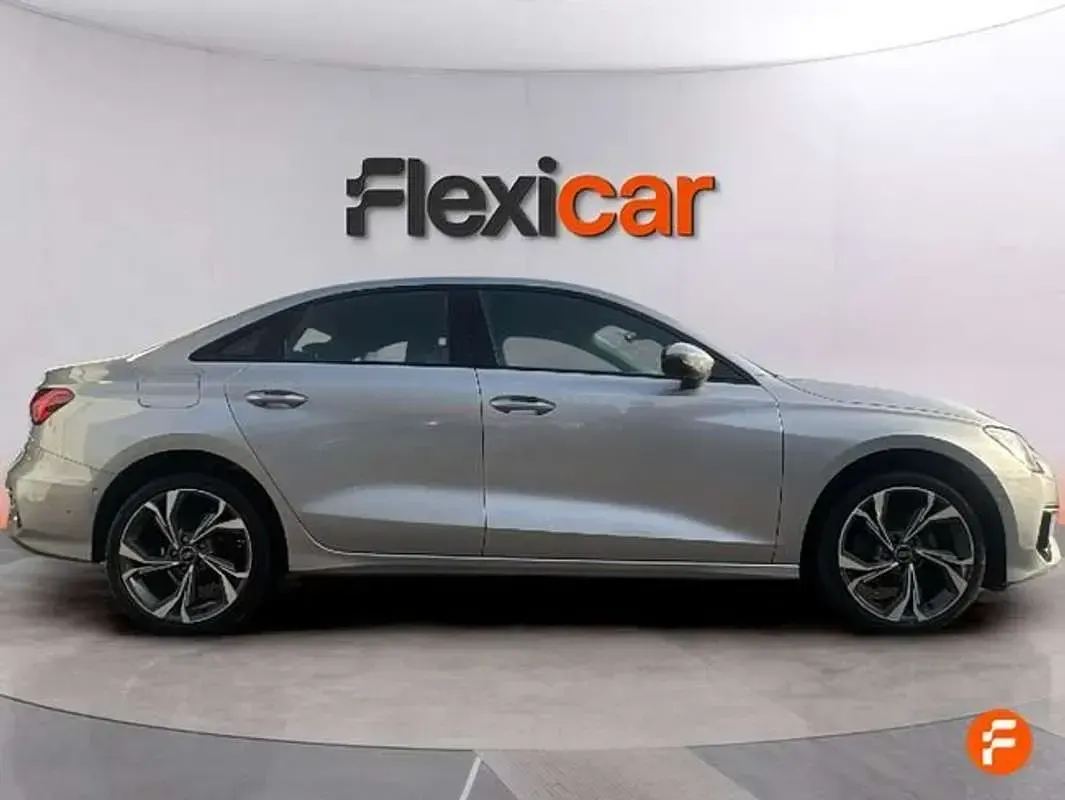 Usado Audi A3 Premium 110 CV (80 kW) 2023 Gris Berlina