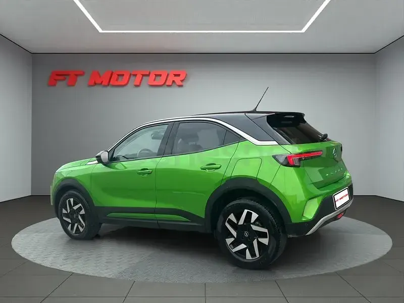 Usado Opel Mokka Business Elegance 110 CV (80 kW) 2021 Verde SUV