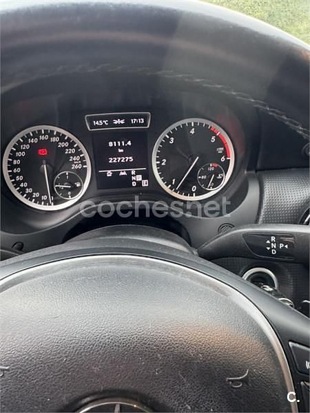 Usado Mercedes A180 Style 109 HP (80 kW) 2013 Azul Sedan