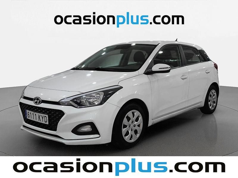 Usado Hyundai i20 75 CV (55 kW) 2019 Blanco Utilitario