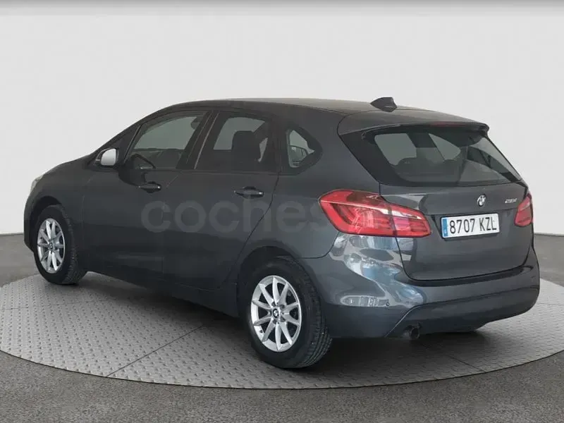 Usado BMW 218 150 CV (110 kW) 2015 Gris / plata Familiar