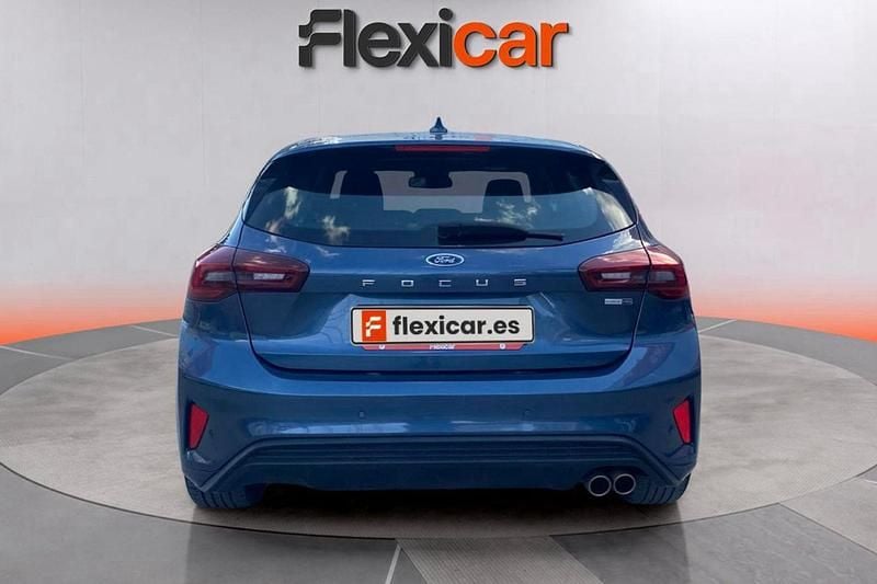 Usado Ford Focus ST-Line 125 CV (91 kW) 2023 Azul Berlina