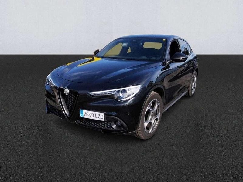 Negro Usado 2022 Alfa Romeo Stelvio Sprint SUV | 31.300 € (Precio justo) - Imagen 1/4