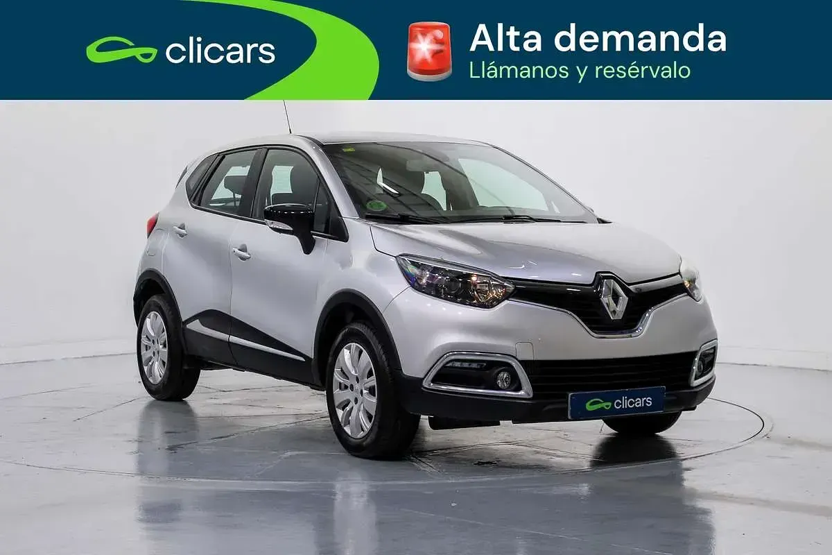 Usado Renault Captur Intens 90 CV (66 kW) 2016 Gris SUV