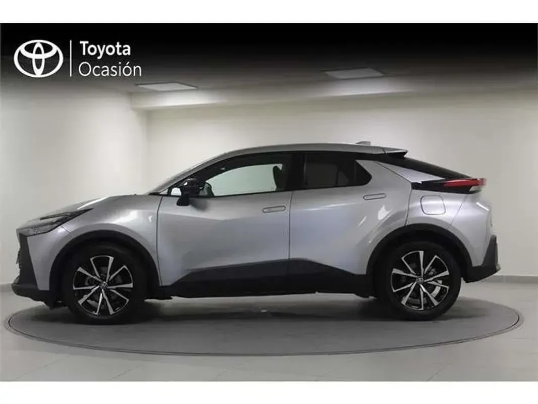 Usado Toyota C-HR Advance 140 CV (102 kW) 2024 Gris SUV