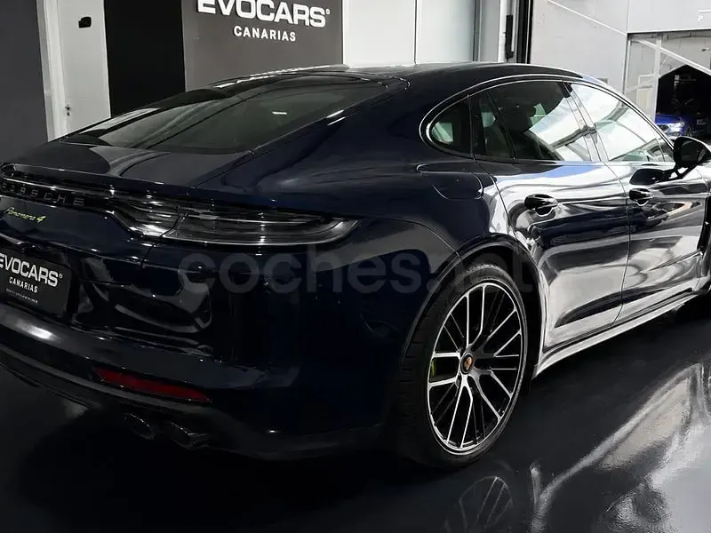 Usado Porsche Panamera 4 E-Hybrid Platinum Edition 462 CV (339 kW) 2023 Azul Utilitario