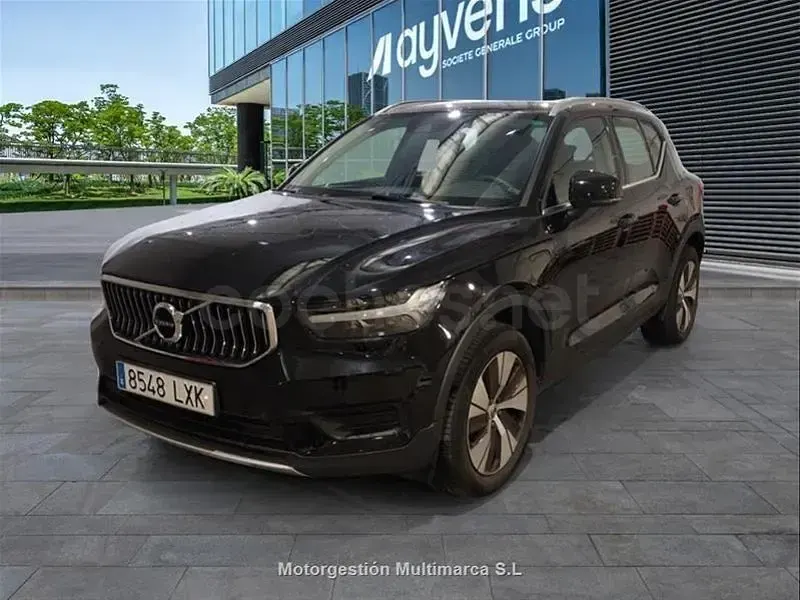Usado Volvo XC40 Inscription 262 CV (192 kW) 2022 Amarillo SUV