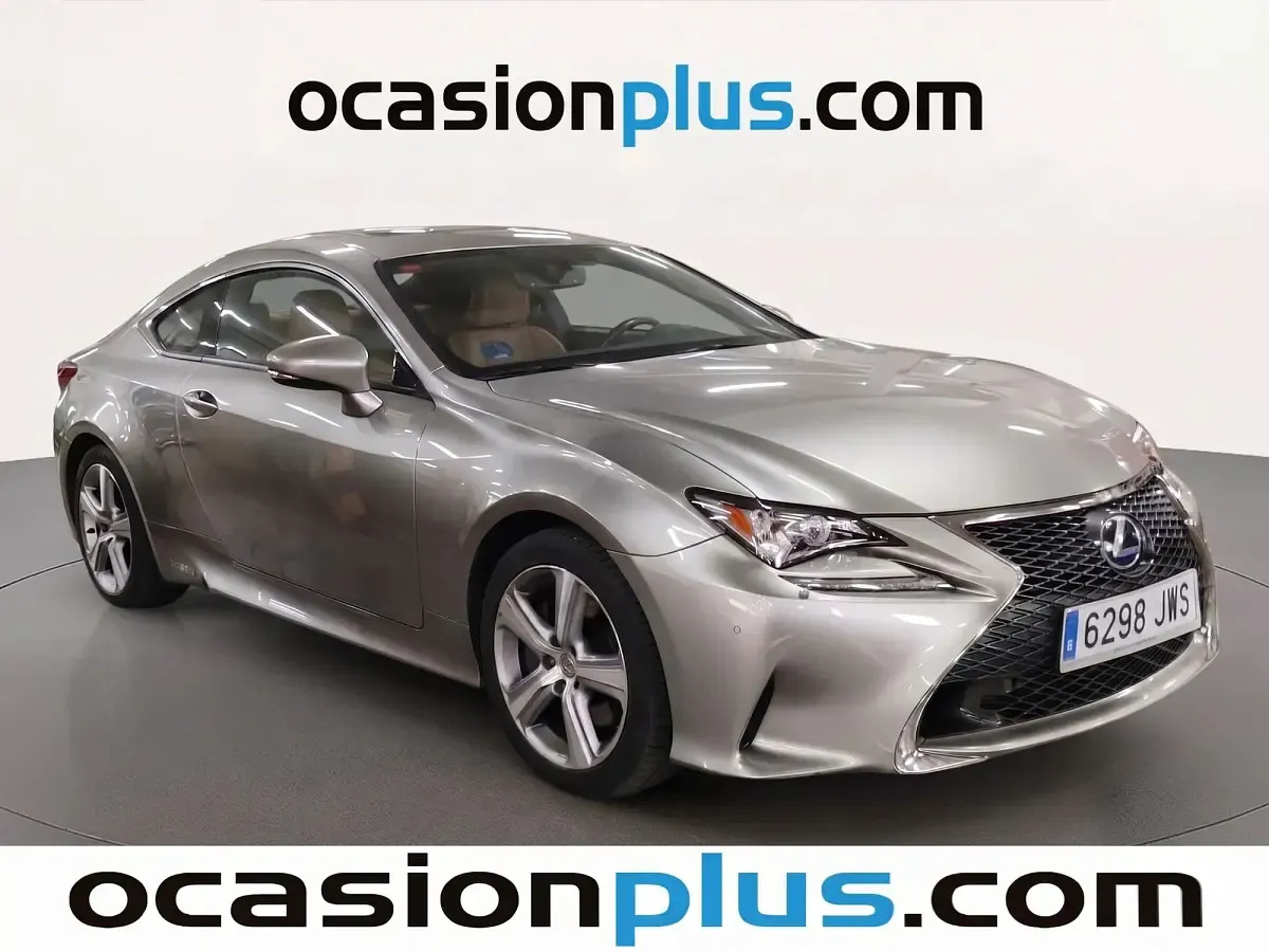 Usado Lexus RC300h Executive Line 223 CV (164 kW) 2017 Gris Coupe