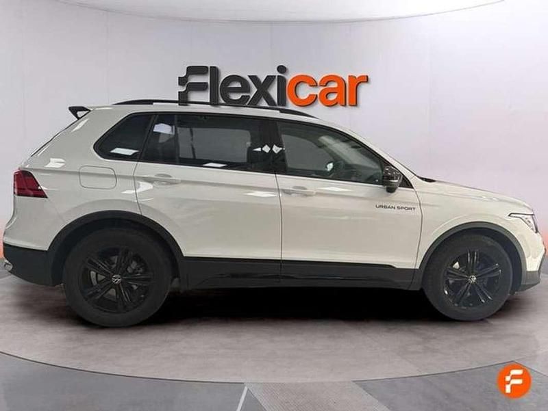 Usado VW Tiguan R-line 150 CV (110 kW) 2024 Blanco SUV